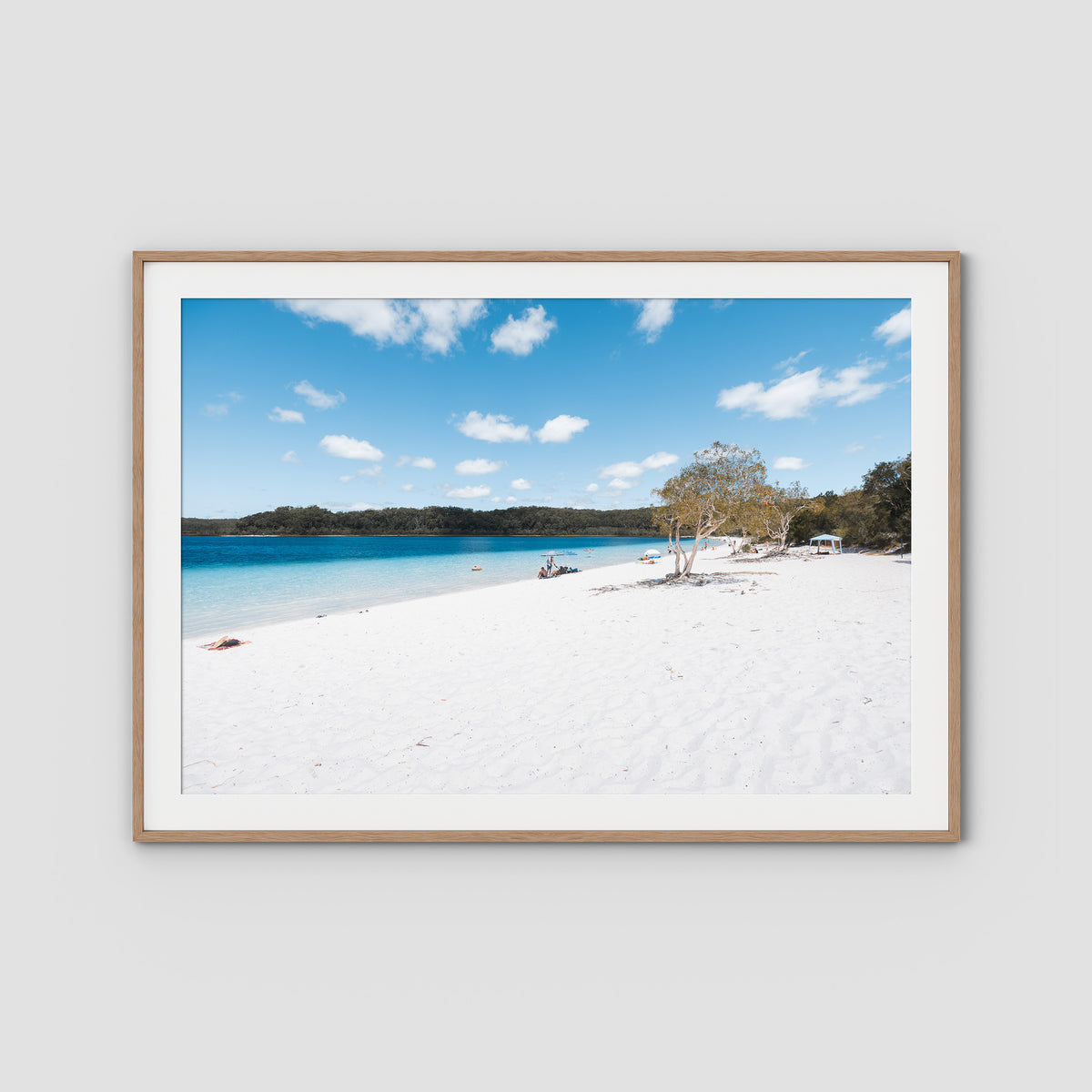 Lake McKenzie Beach ii - Fraser Island - Art Print - Traditional Frame - Raw Oak - Landscape