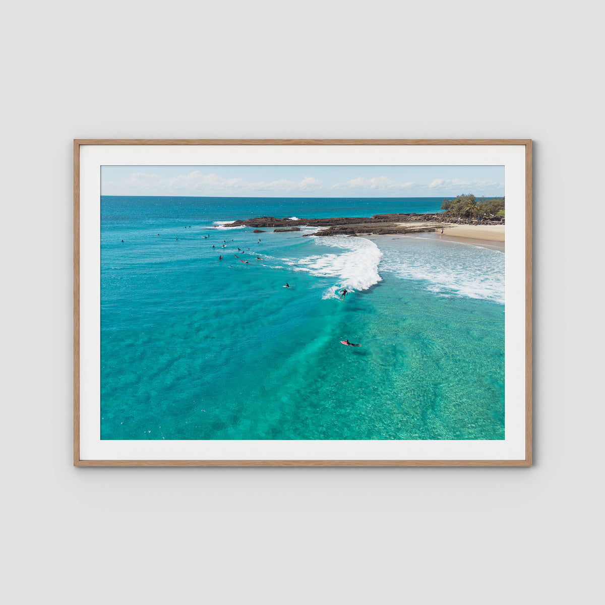 Snapper Fun Days - Gold Coast - Art Print - Traditional Frame - Raw Oak - Landscape