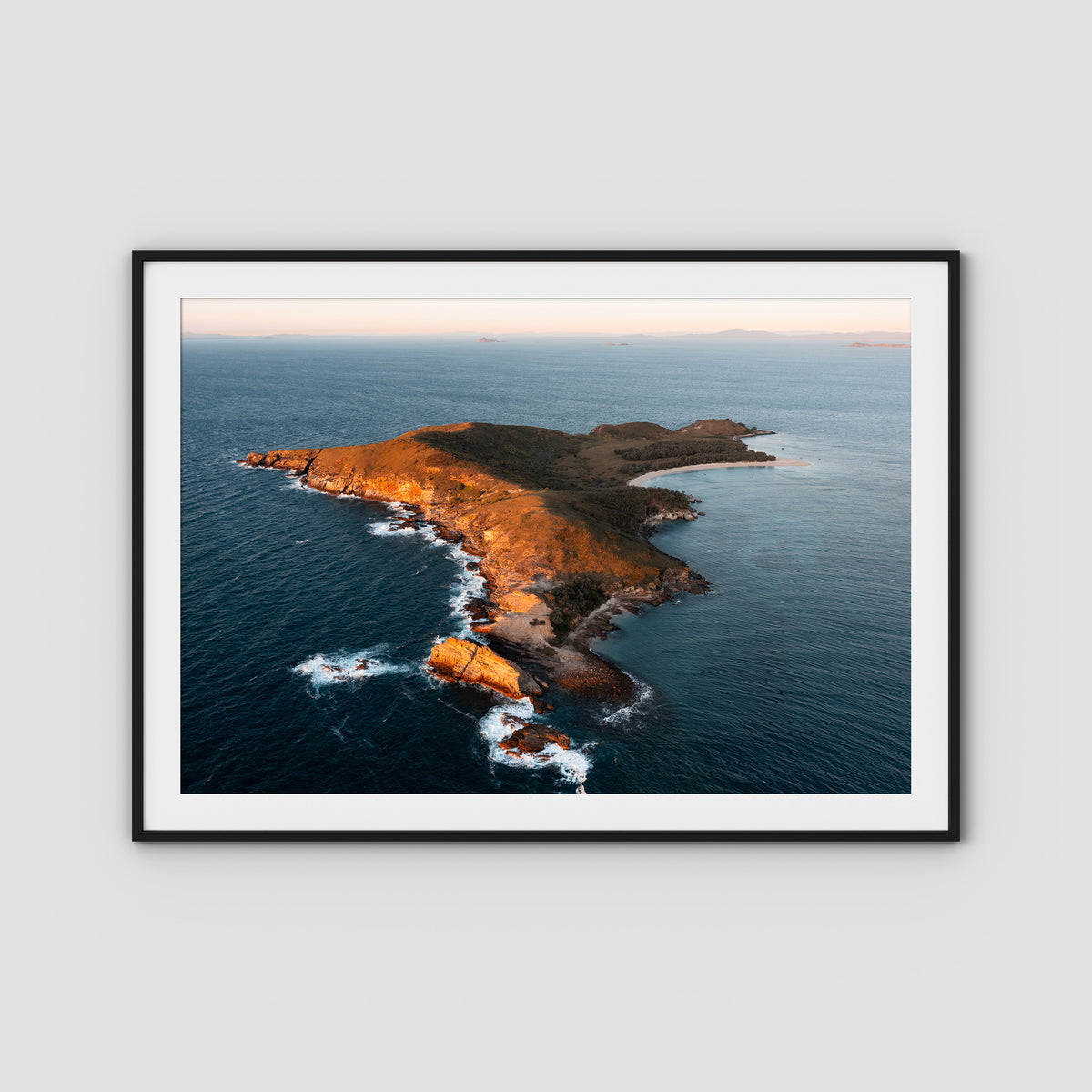 Humpy Island - Keppel Islands - Art Print - Traditional Frame - Black - Landscape