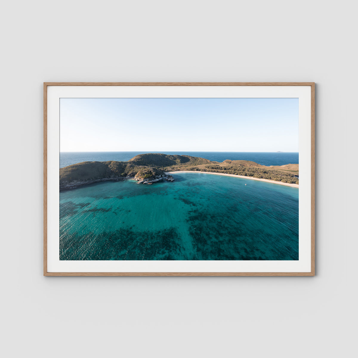 Emerald Bay - Keppel Islands - Art Print - Traditional Frame - Raw Oak - Landscape