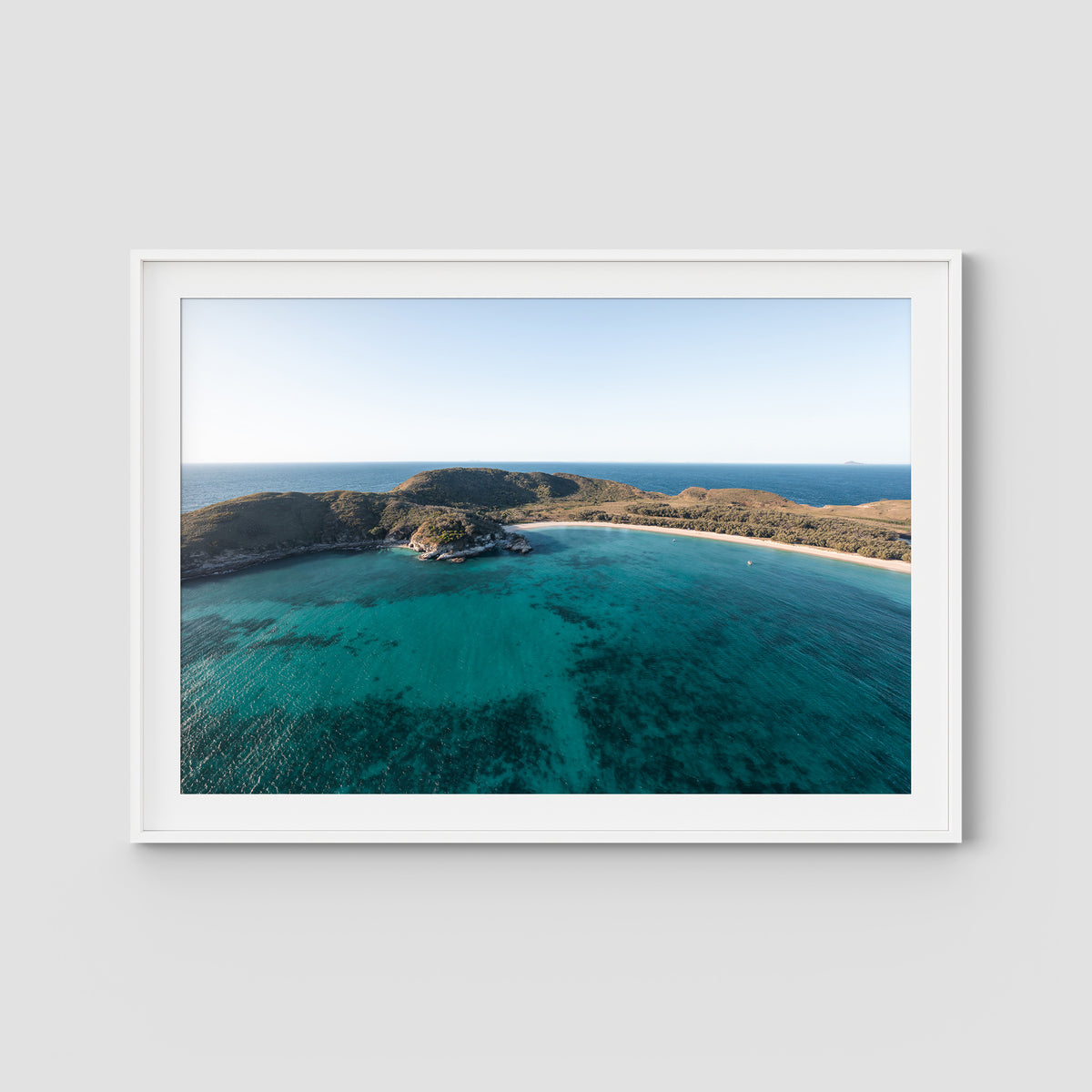 Emerald Bay - Keppel Islands - Art Print - Traditional Frame - White - Landscape